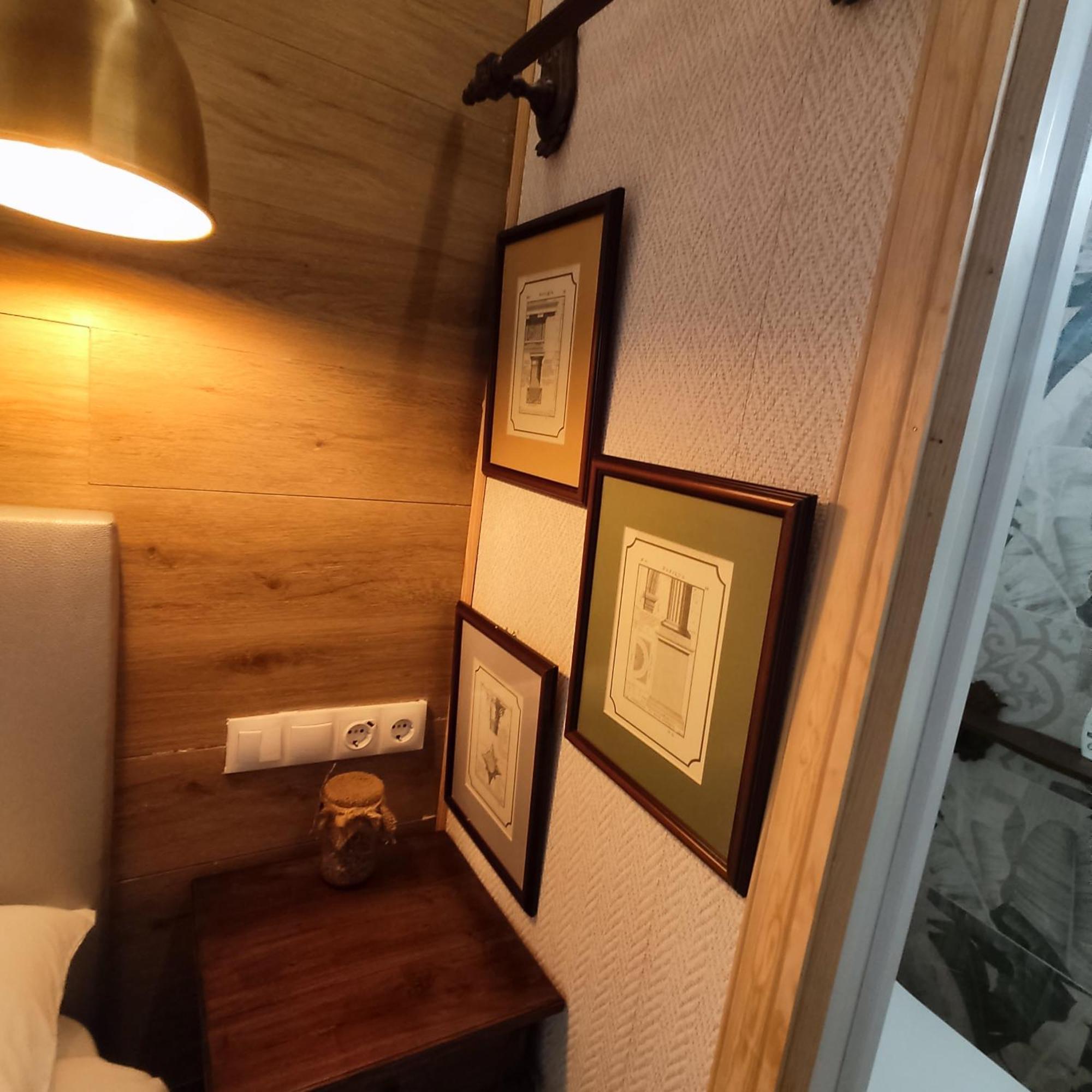 Studio Or Rooms With Private Bathroom Or Rooms With Shared Bathroom Барселона Экстерьер фото